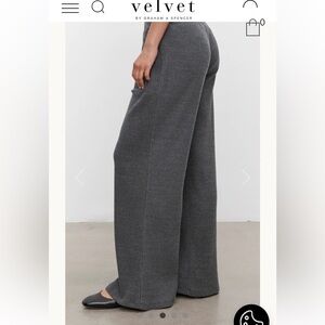 Velvet by Graham & Spencer Soft Gray Wide Leg Ribbed Knit Pants, Slash Pockets.